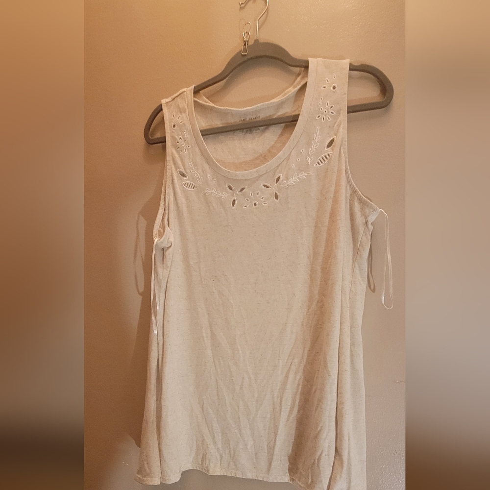 Beige swing tank. Lane Bryant 18/20
